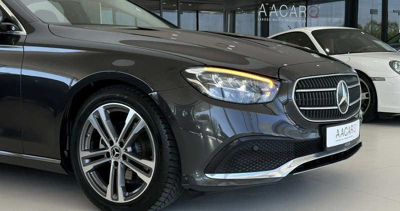 Mercedes-Benz Klasa E cena 148900 przebieg: 128525, rok produkcji 2021 z Czaplinek małe 781